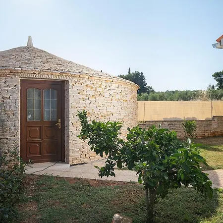 Casa de Férias Rustic House In The Forest